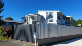 Happy Home with 8 bedrooms, Taupo
